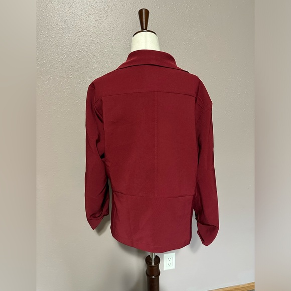 Maroon business women blazer / size 16 / in Perfect condition - Picture 2 of 6